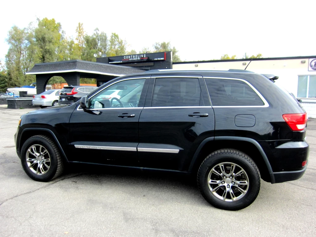 Used 2013 Jeep GRAND CHEROKEE LAREDO / FULLY CERTIFIED/ALL 