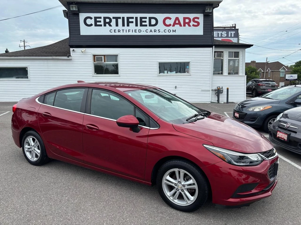 Used 2017 Chevrolet CRUZE LT ** HTD SEATS, BACK CAM, CARPLAY **
