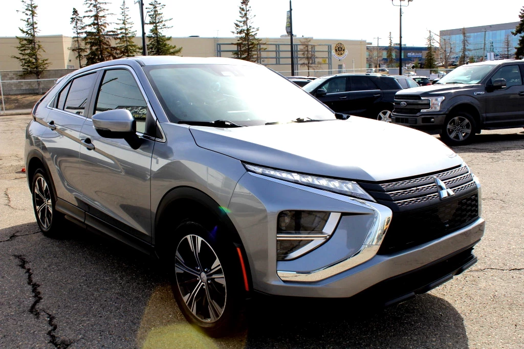 Used 2022 Mitsubishi ECLIPSE CROSS ES 
