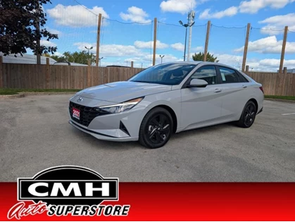 Used 2021 Hyundai ELANTRA Preferred IVT **VERY LOW KMS**