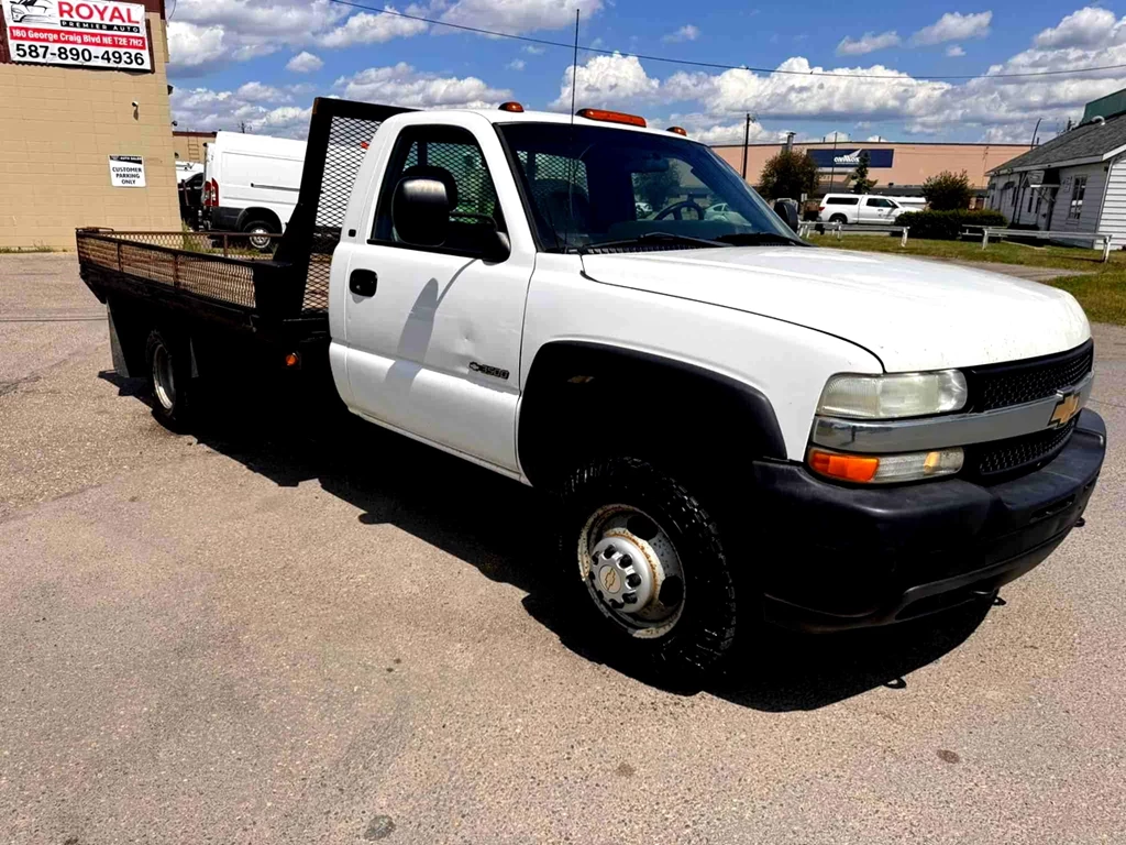 Used 2001 Chevrolet SILVERADO 3500 LS FLAT DECK V8 