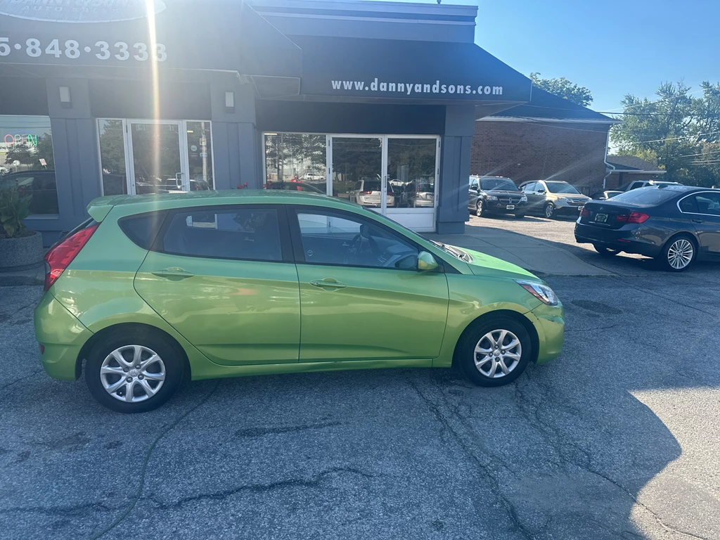 Used 2014 Hyundai ACCENT FWD 