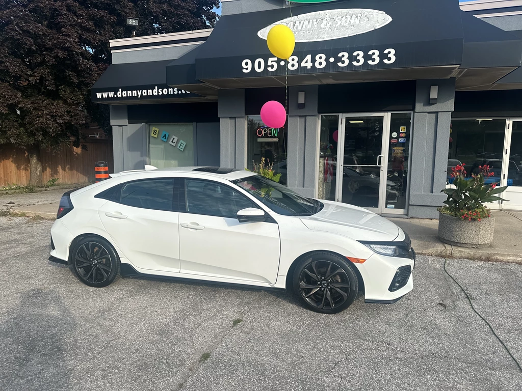Used 2017 Honda CIVIC FWD 