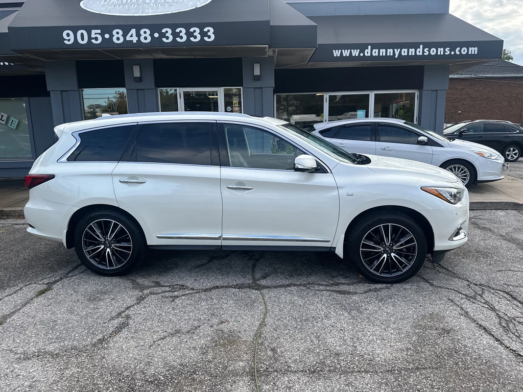 Used 2017 Infiniti QX60 AWD 