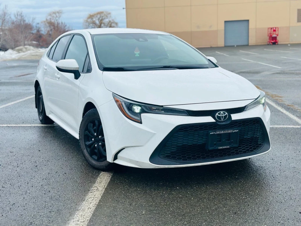 Used 2021 Toyota COROLLA LE 