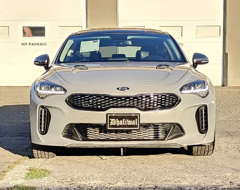 Used 2018 Kia STINGER GT2 