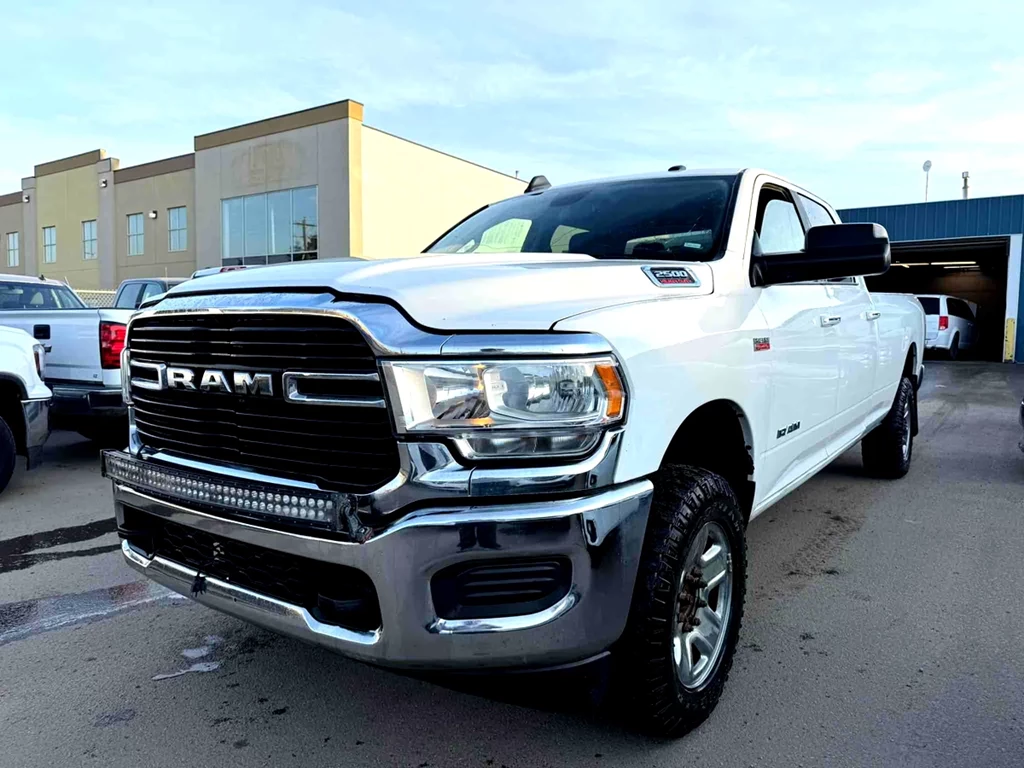Used 2019 RAM 2500HD BIG HORN 4X4, CREW CAB LONG BED 6.4L, V8... 