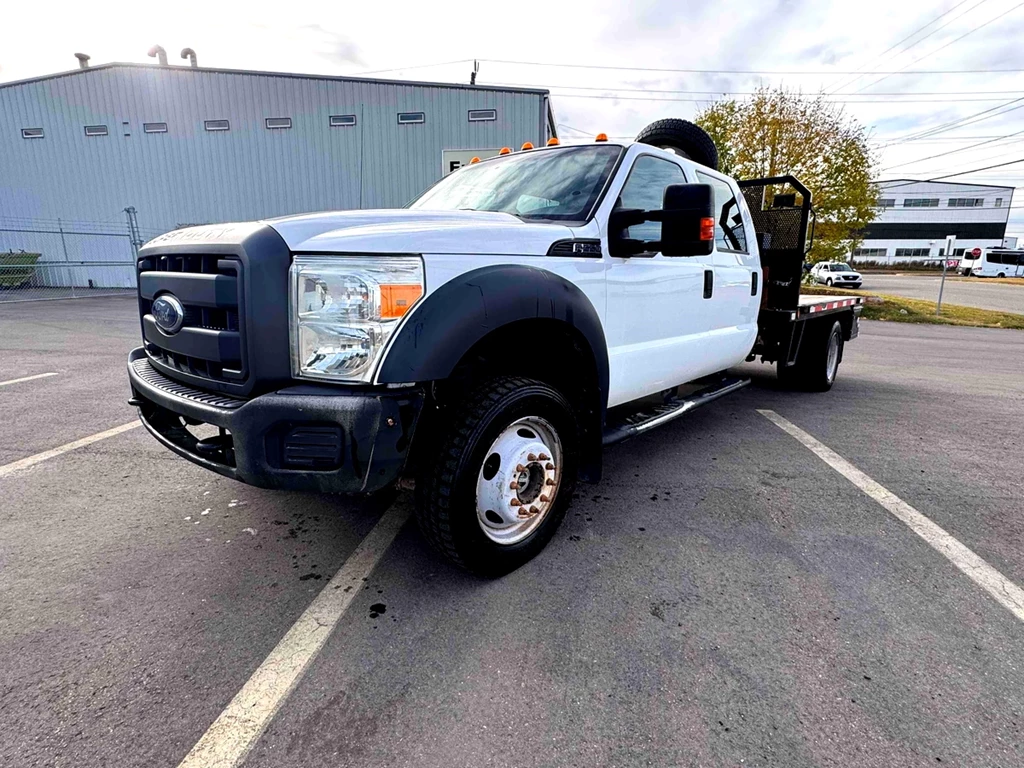 Used 2013 Ford F-550 XL SUPER DUTY DRW FLAT DECK CREW CAB 4X4 DUA 