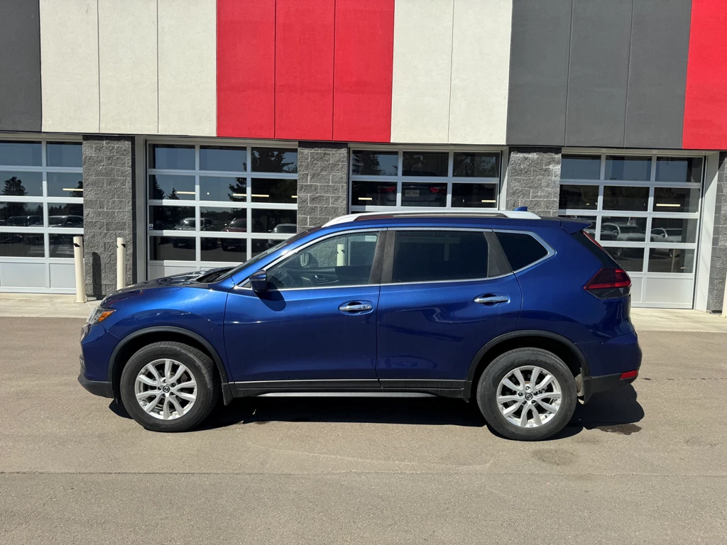 Used 2019 Nissan ROGUE SV AWD 