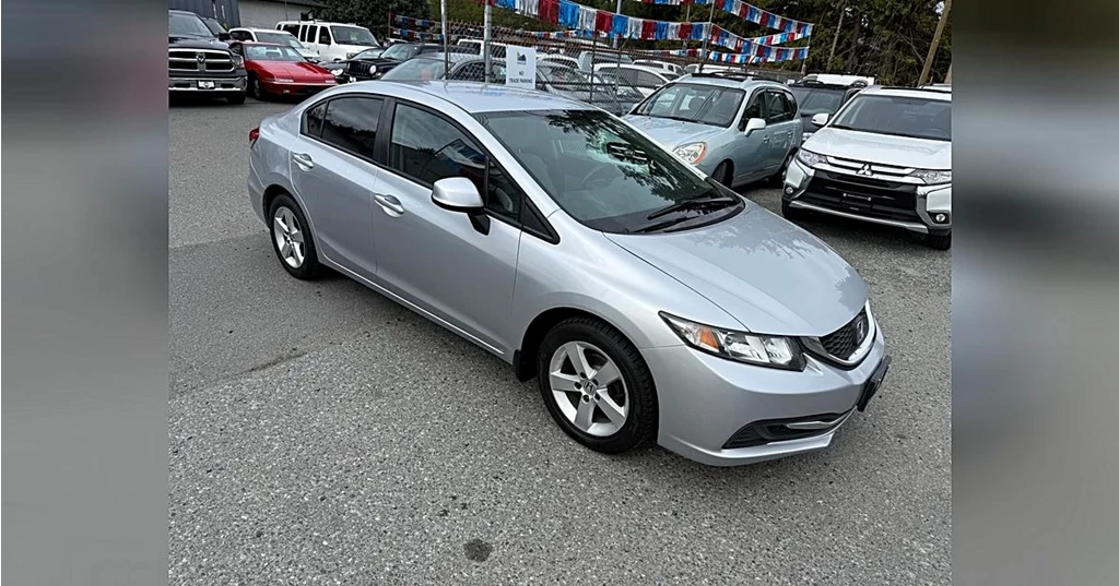 Used 2013 Honda CIVIC 4DR MAN LX lX