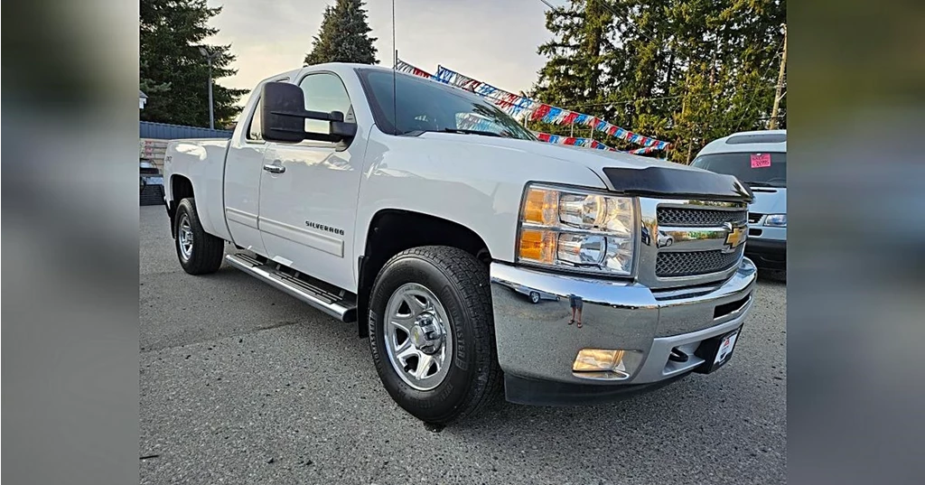 Used 2012 Chevrolet SILVERADO 1500 4WD EXT CAB 143.5 LT 4WD Ext Cab 143.5" LT