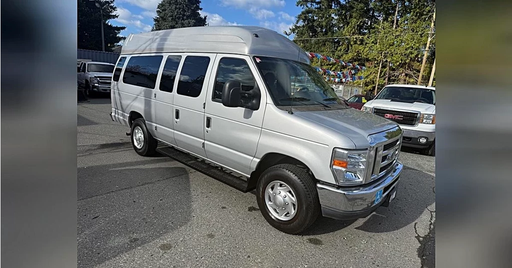 Used 2012 Ford E-350 SUPER DUTY E-350 SUPER DUTY EXT COMMERCIAL E-350 Super Duty Ext Commercial