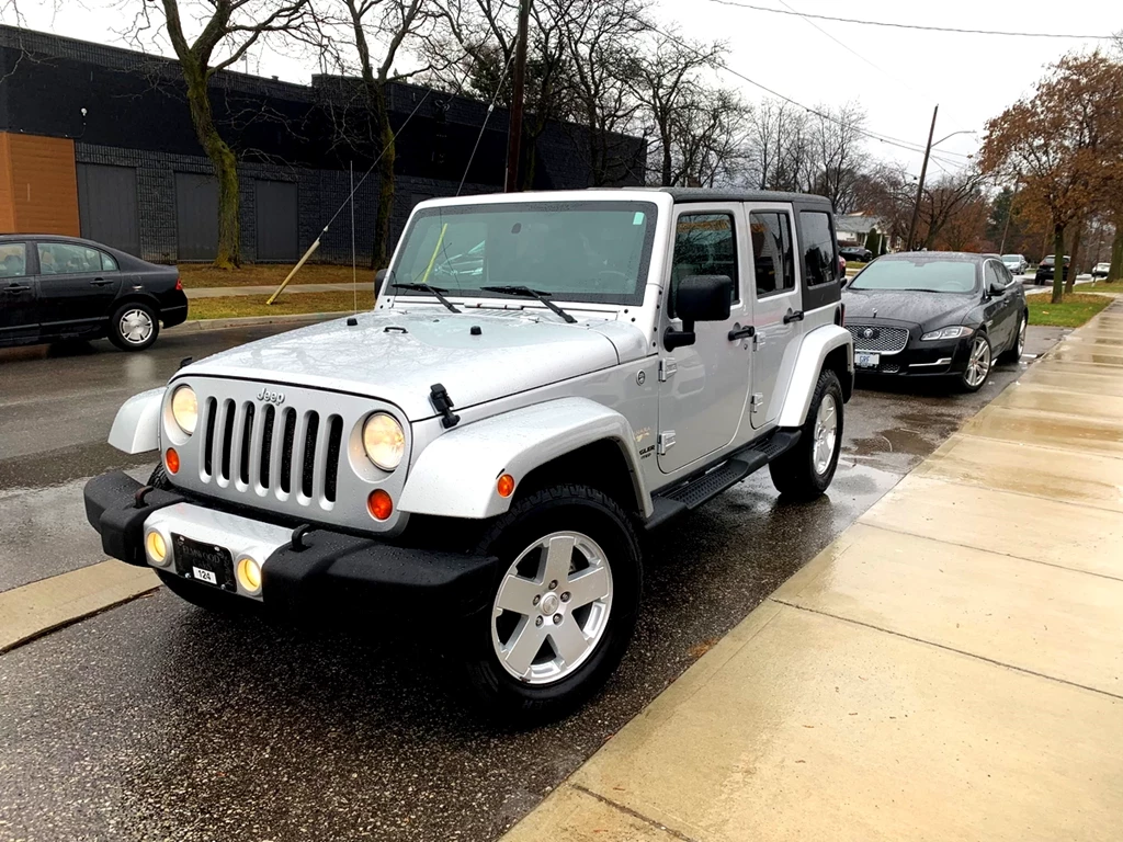 Used 2012 Jeep WRANGLER {**ONE 