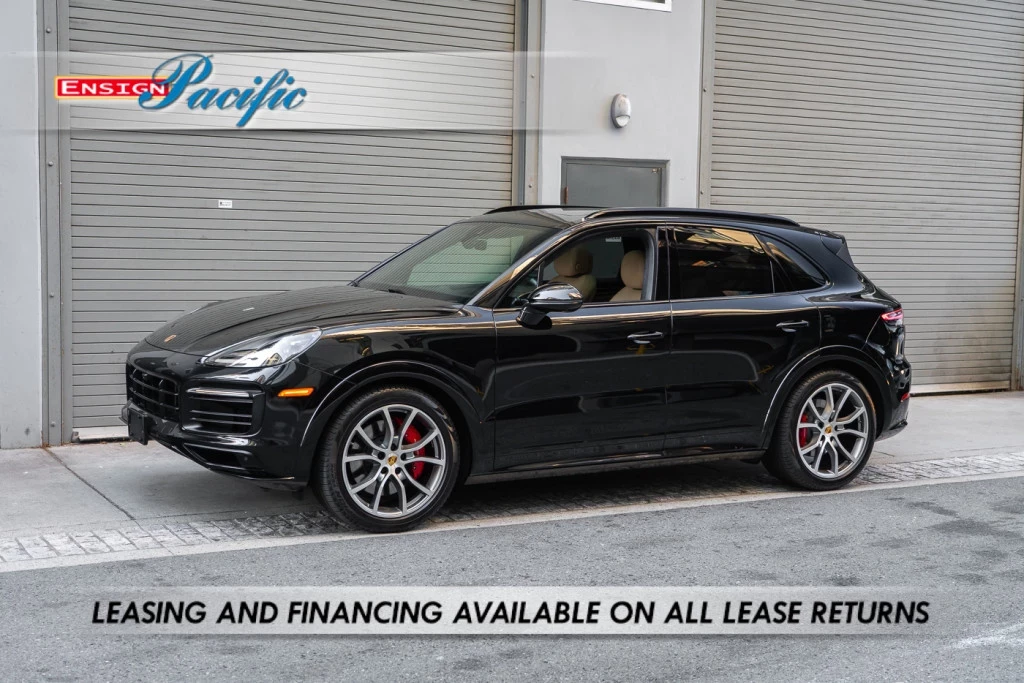 Used 2022 Porsche CAYENNE GTS ALL-WHEEL DRIVE 