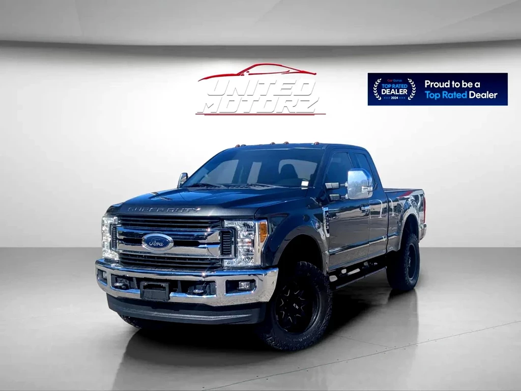 Used 2017 Ford F-250 SUPERDUTY SRW FX4 XLT 6.2L V8 SUPERCA 