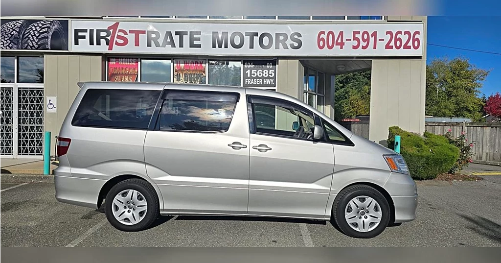 Used 2004 Toyota ALPHARD, ALL WHEEL DRIVE. 2.4L 61000 KMS, 8 PAS... Financing Available... OAC
