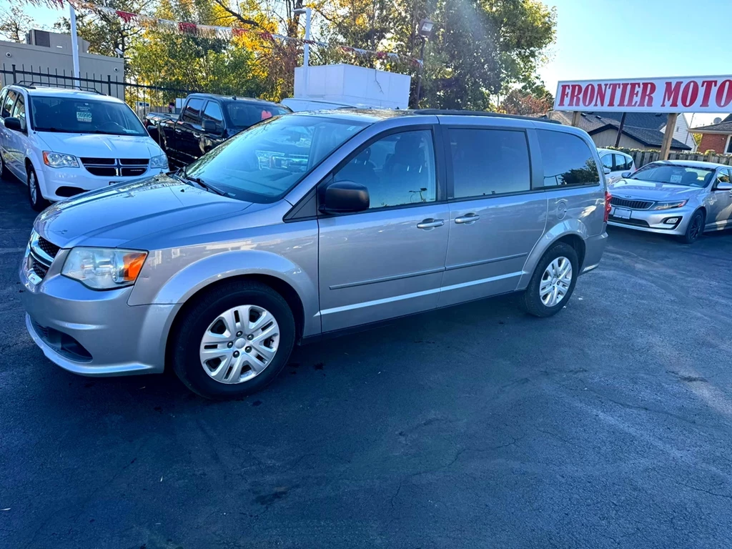 Used 2014 Dodge GRAND CARAVAN SE 