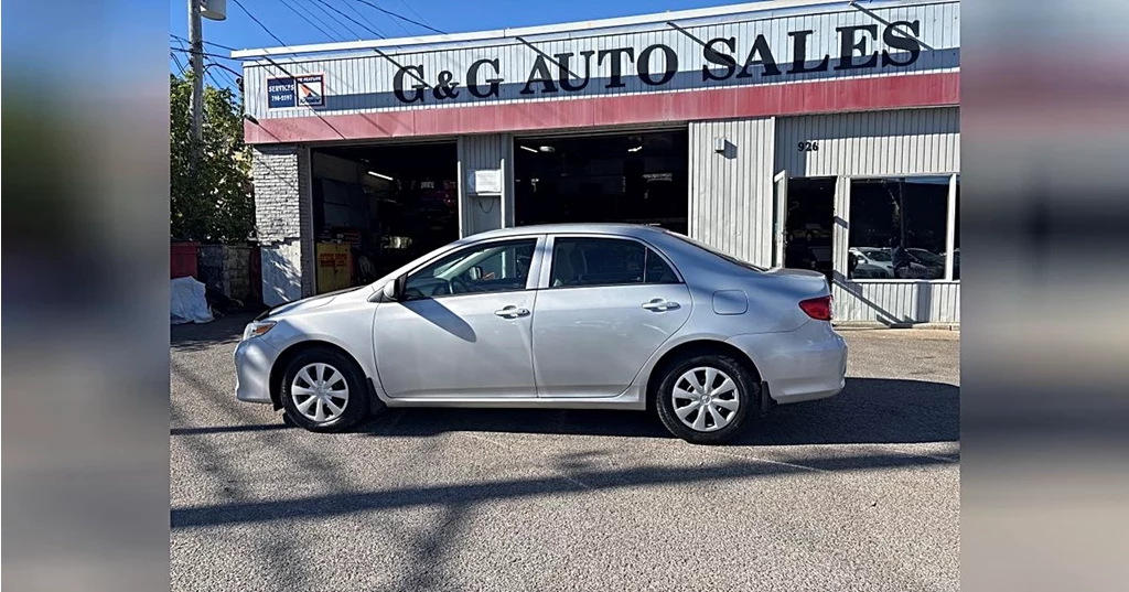 Used 2013 Toyota COROLLA 4dr Sdn Man L (Natl)