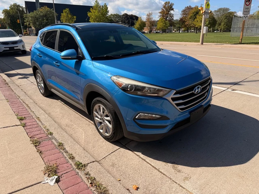 Used 2017 Hyundai TUCSON AWD 4DR 2.0L LUXURY
