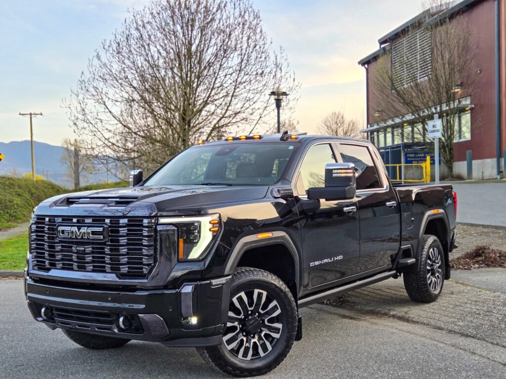 Used 2024 GMC SIERRA 3500 HEAVY DUTY DENALI * ULTIMATE 