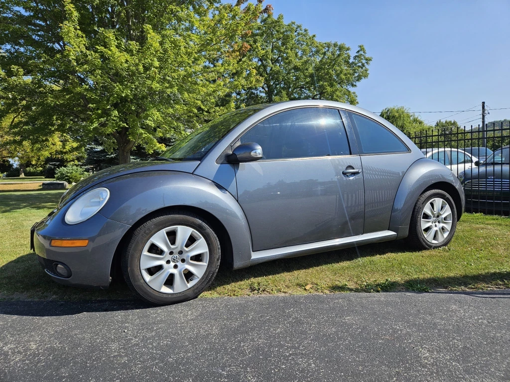 Used 2008 Volkswagen NEW BEETLE COUPE 2DR HIGHLINE 