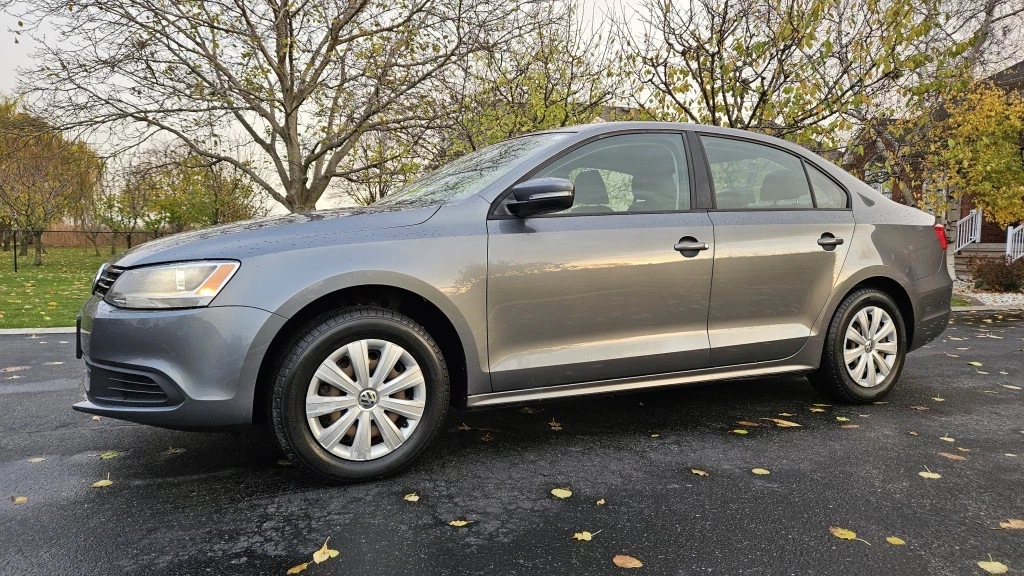 Used 2014 Volkswagen JETTA 2.0 TRENDLINE 4DR SEDAN MANUAL 