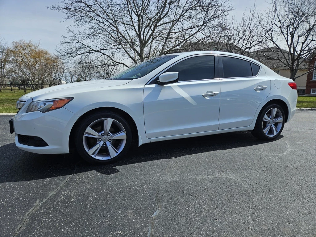 Used 2013 Acura ILX 4DR SEDAN TECH PKG 