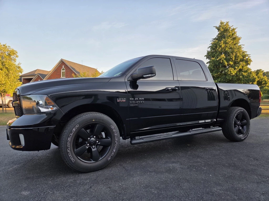Used 2019 RAM 1500 CLASSIC SLT 4X4 CREW CAB 149 IN. WB AUTOMATIC 