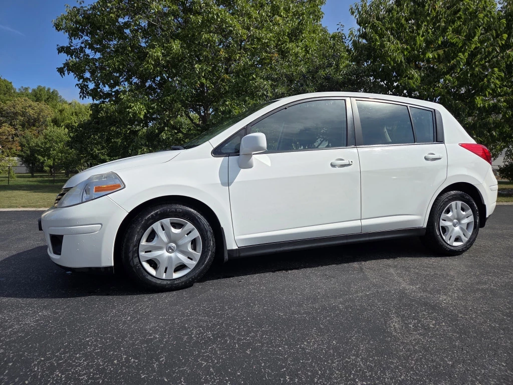 Used 2012 Nissan VERSA 5DR HATCHBACK I4 AUTOMATIC 1.8 S 