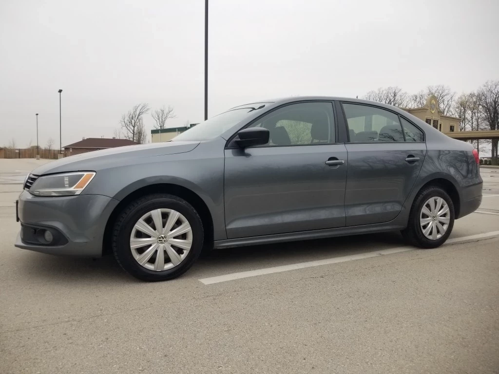 Used 2013 Volkswagen JETTA SEDAN 4DR 2.0L MAN TRENDLINE 