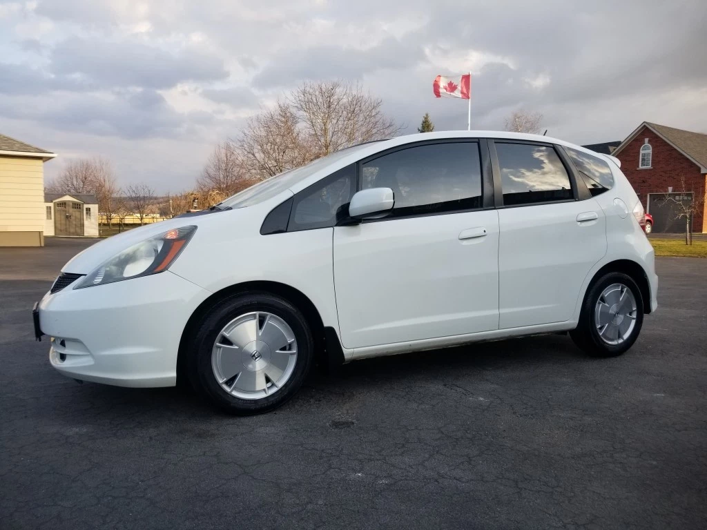 Used 2011 Honda FIT 5DR HB AUTO SPORT 