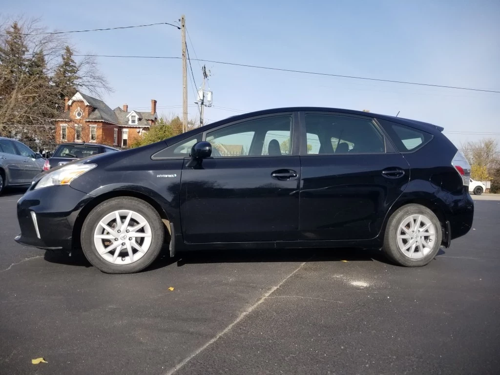 Used 2012 Toyota PRIUS V 5DR HB 