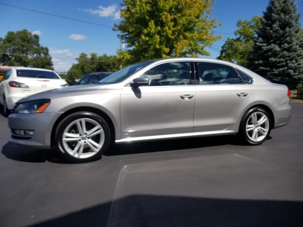 Used 2014 Volkswagen PASSAT 4DR SDN 1.8 TSI HIGHLINE 