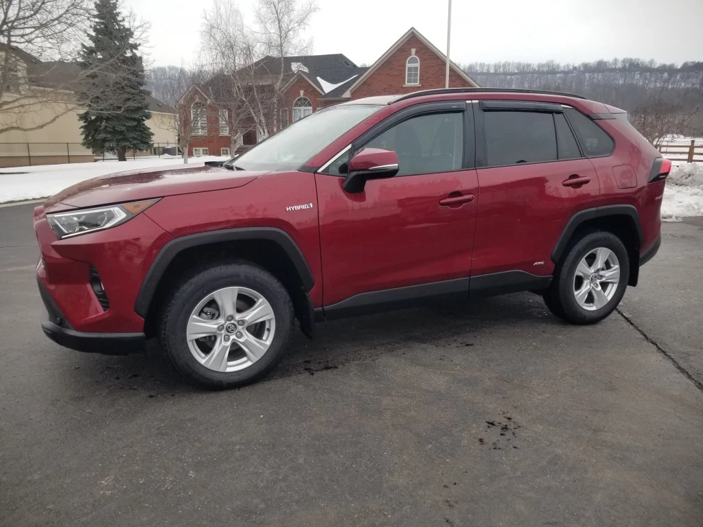 Used 2020 Toyota RAV4 HYBRID XLE AWD 