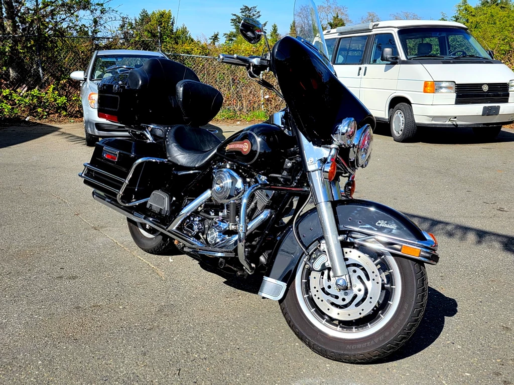 Used 2005 Harley-Davidson FLHTCI 