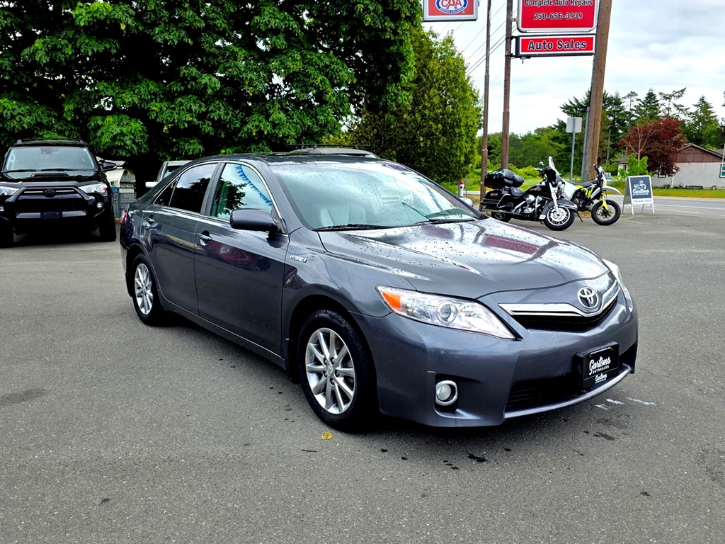Used 2011 Toyota CAMRY HYBRID 