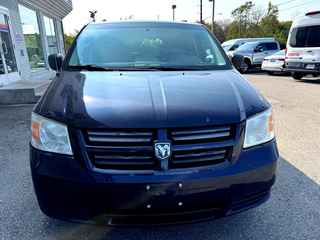 Used 2010 Dodge GRAND CARAVAN SE 