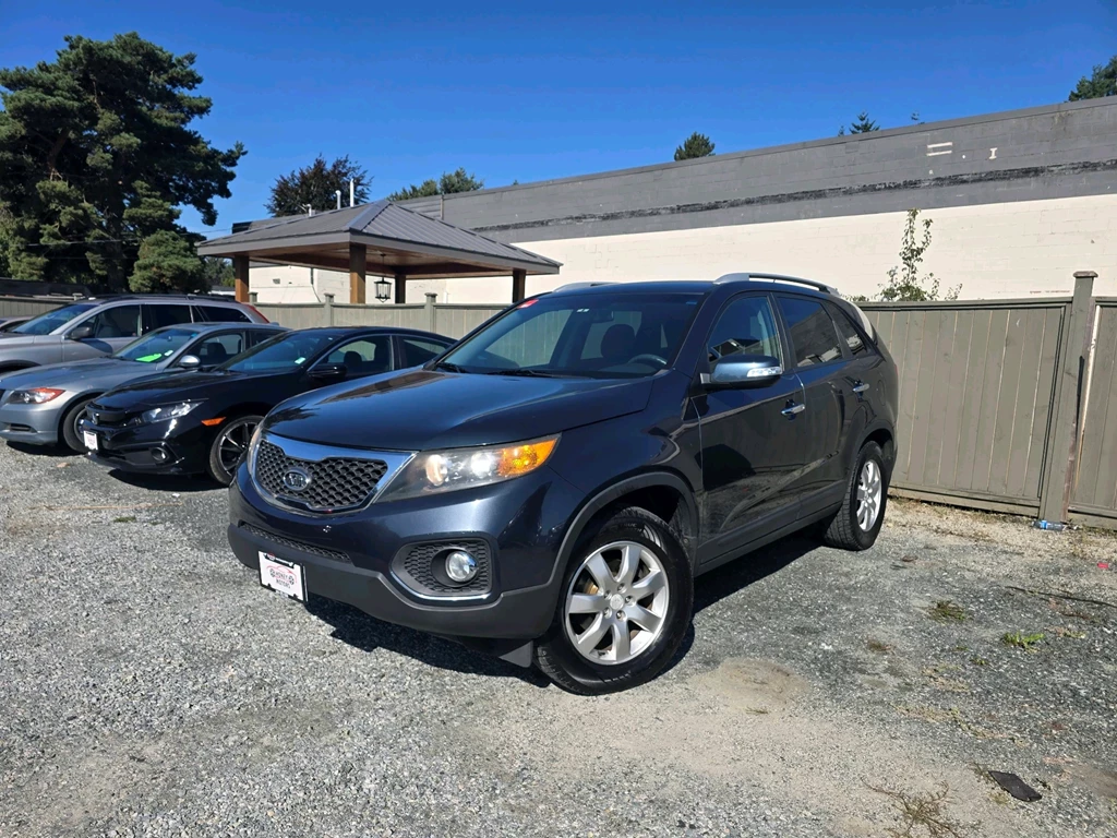 Used 2012 Kia SORENTO FWD 