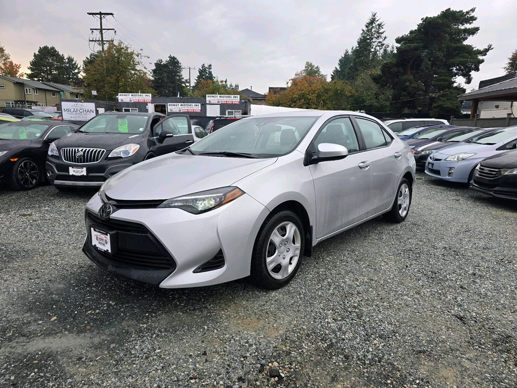 Used 2017 Toyota COROLLA FWD 