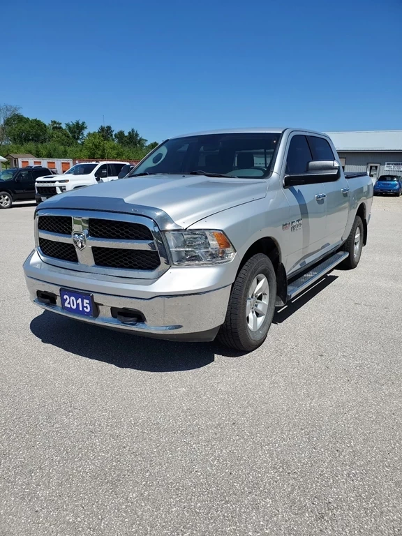 Used 2015 RAM  SLT CREW 