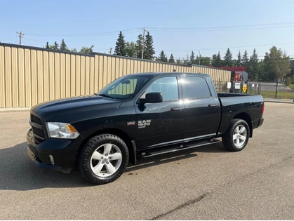 Used 2023 RAM 1500 EXPRESS CREW CAB 4×4 5.7L HEMI 
