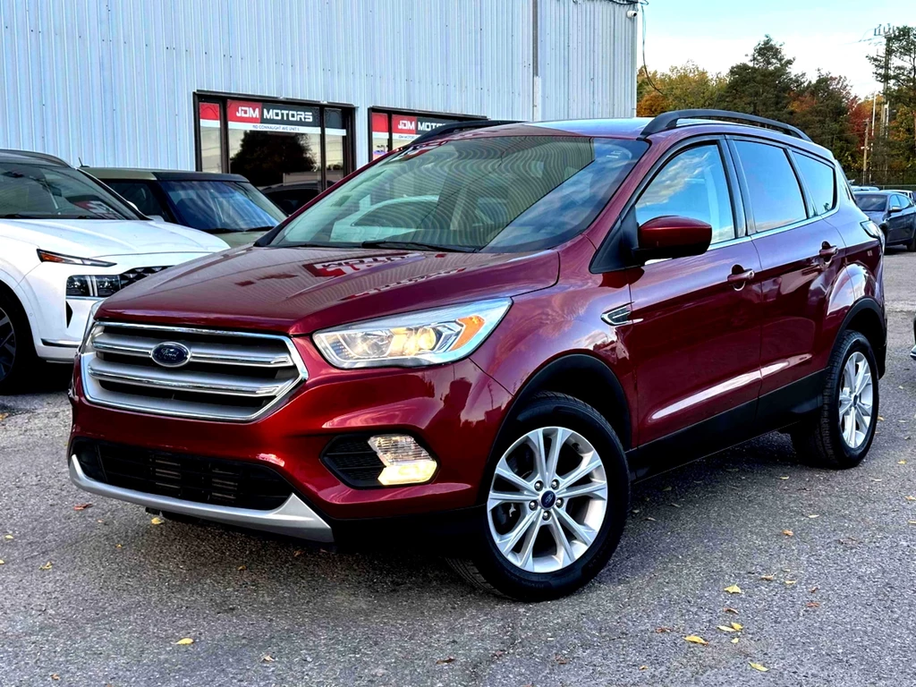 Used 2018 Ford ESCAPE SEL AWD 