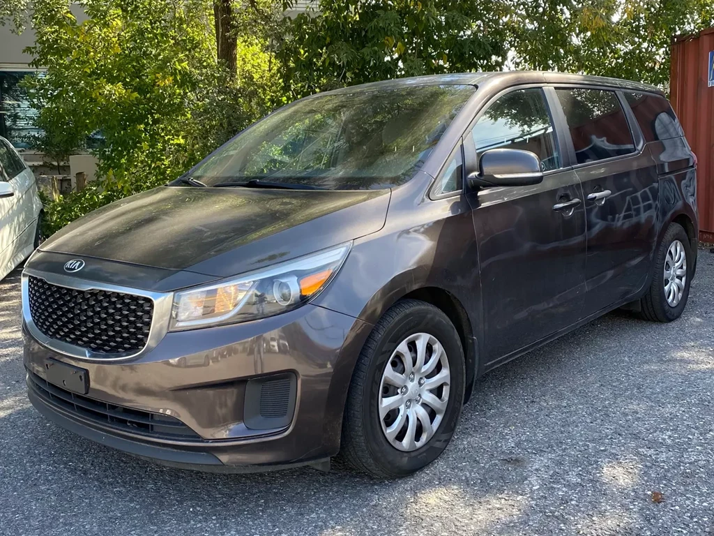 Used 2015 Kia SEDONA L 