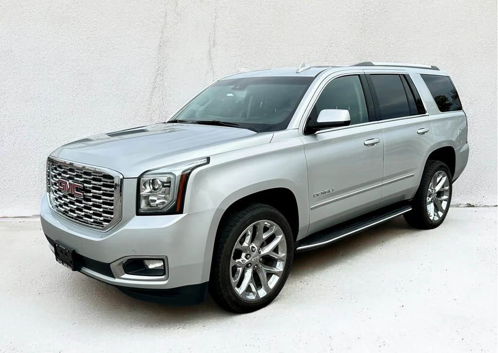 Used 2019 GMC YUKON AWD 