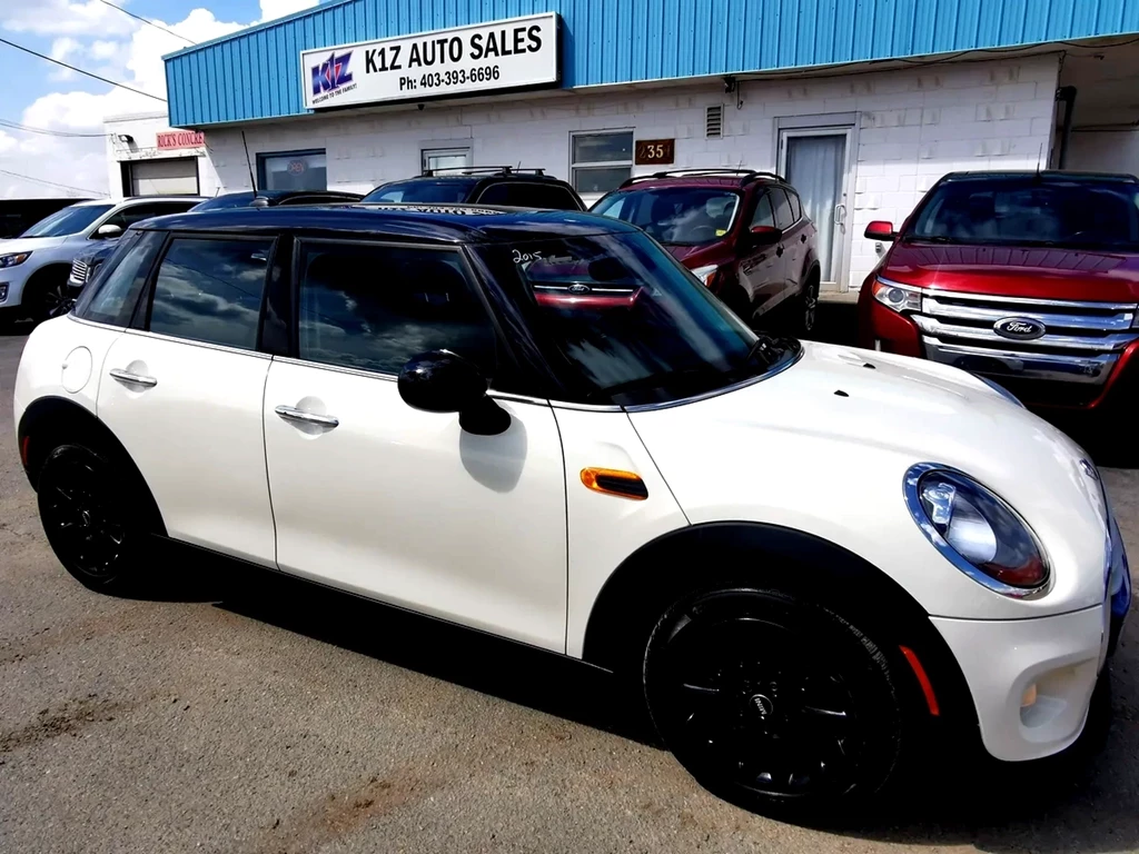 Used 2015 MINI COOPER BASE 