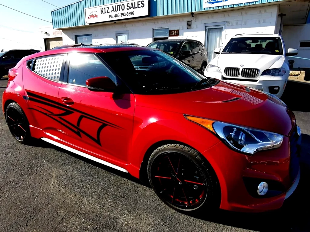 Used 2013 Hyundai VELOSTER BASE 