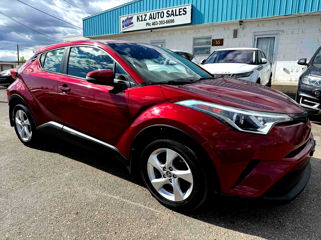 Used 2018 Toyota C-HR XLE 