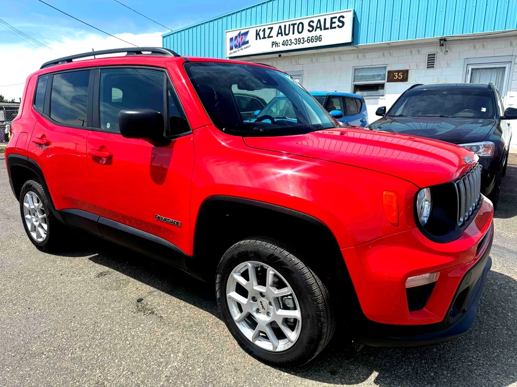 Used 2023 Jeep RENEGADE LATITUDE 