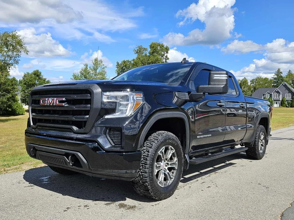 Used 2020 GMC SIERRA 1500 CREW CAB STANDARD BOX 4-WHEEL DRIVE... 