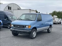 Used 2006 Ford E250, SHELVING, LOW KM 